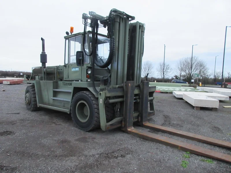 Lambert Smith Hampton - Bristol - Stone Cutting, Metalworking, Woodworking & Factory Equipment, Forklifts, Yard Crane, Batching Plant, Trailers Auction - Auction Image 2