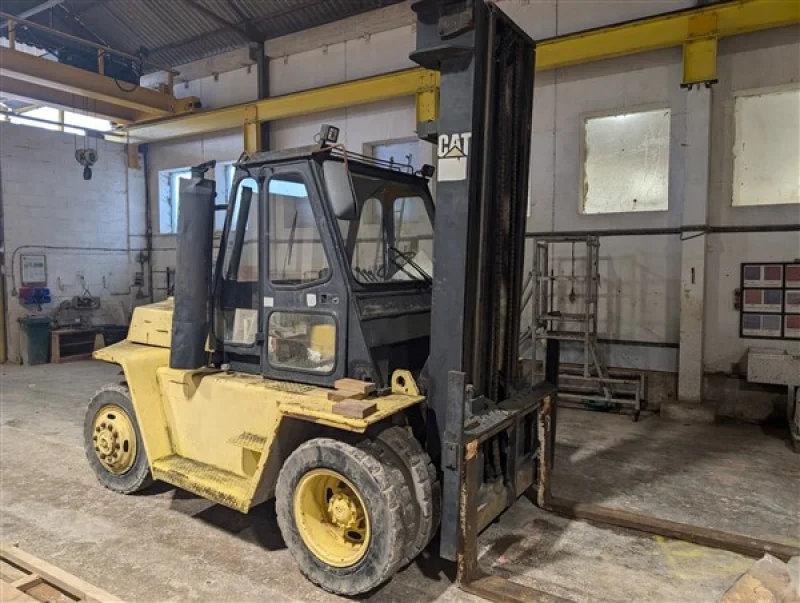 Lambert Smith Hampton - Bristol - Stone Cutting, Metalworking, Woodworking & Factory Equipment, Forklifts, Yard Crane, Batching Plant, Trailers Auction - Auction Image 3