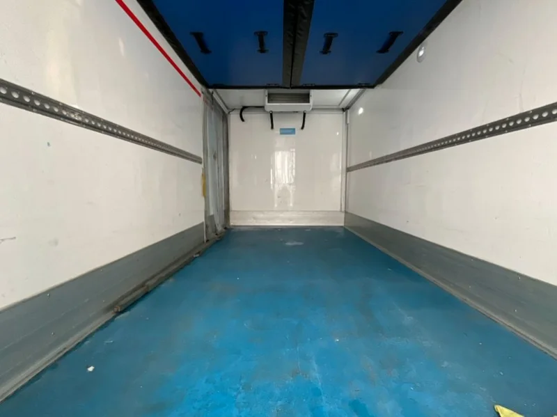 BPI Auctions - 2020 Iveco Daily & Eurocargo Refrigerated Vans, 2020 DAF LF180FA Refrigerated Box Lorry & 2018 Mercedes Sprinter Curtain Sider Auction - Auction Image 3