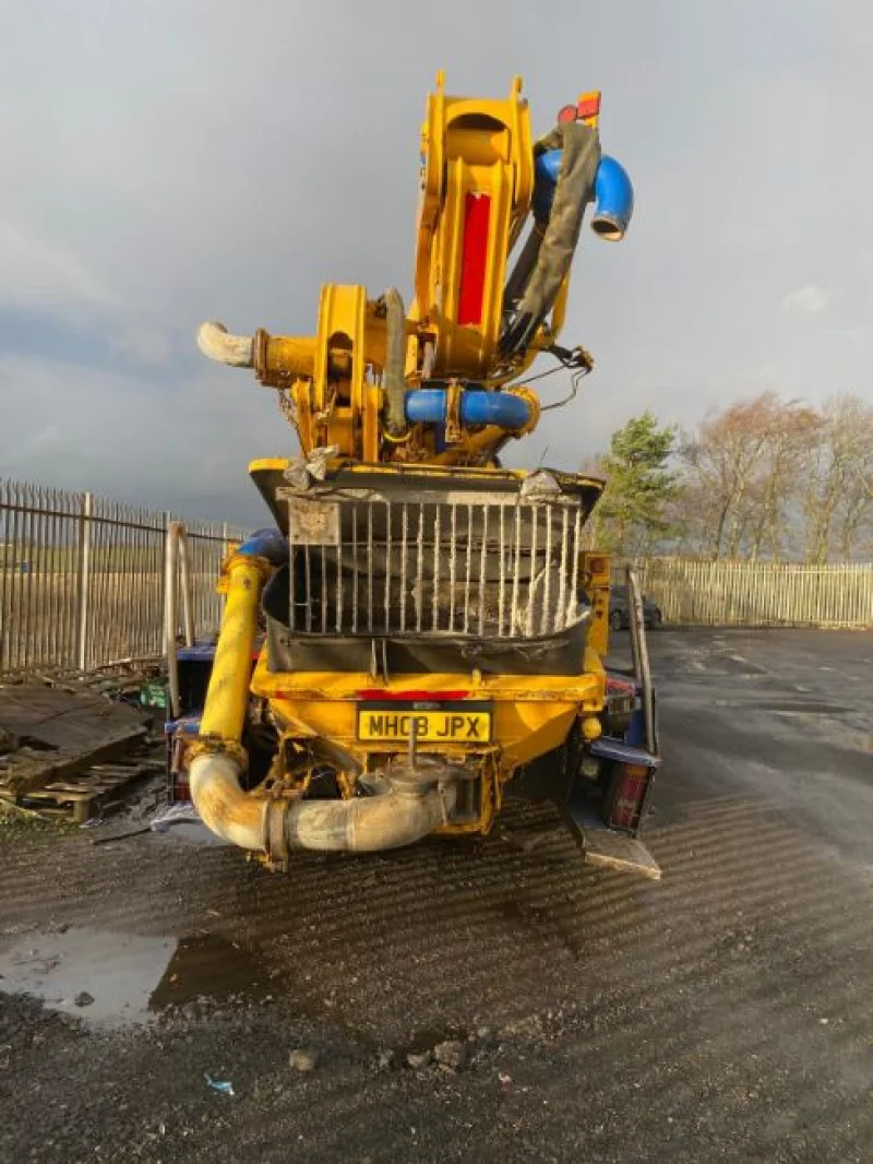 Gavel Auctioneers Ltd - Salvage 2008 Mercedes Actros with Putzmeister Concrete Pump Auction - Auction Image 6