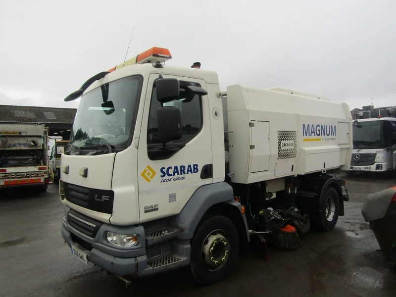 Burnley Auctioneers - HGVs, Light Commercials & Cars, Plant & Machinery - Auction Image 3