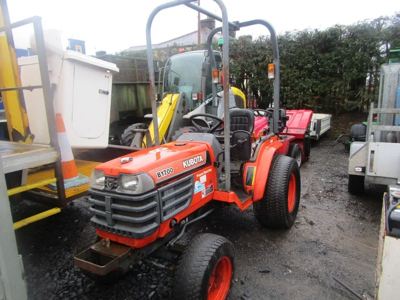 Burnley Auctioneers - HGVs, Light Commercials & Cars, Plant & Machinery - Auction Image 7