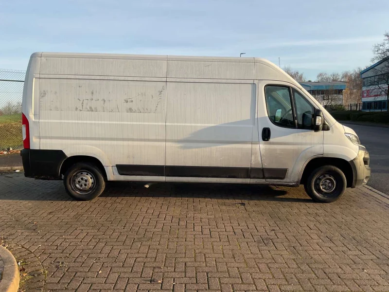BPI Asset Advisory Ltd - 2021 & 2020 Citroen Relay 35 L3H2 Eprise 2.2 BlueHDi Panel Van Auction - Auction Image 4