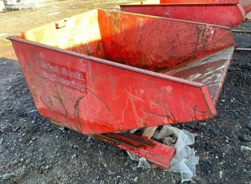 Mid Ulster Auctions Ltd - Construction Equipment Auction including Forklift Tipping Skips, Scott Truss JIB, Extending Remote Basket etc - Auction Image 1