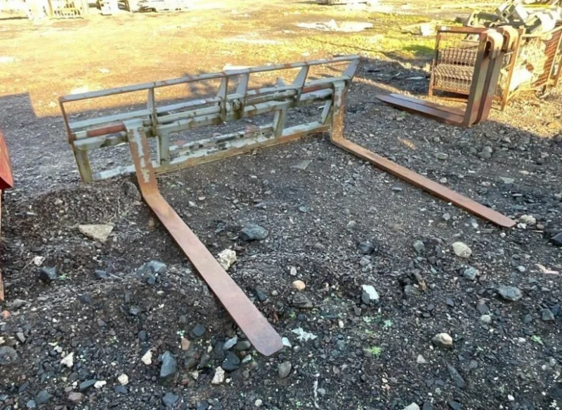 Mid Ulster Auctions Ltd - Construction Equipment Auction including Forklift Tipping Skips, Scott Truss JIB, Extending Remote Basket etc - Auction Image 2
