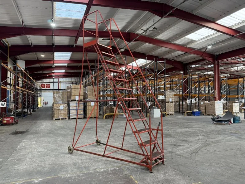 Gavel Auctioneers Ltd - Garage & Warehouse Equipment Auction - Auction Image 3