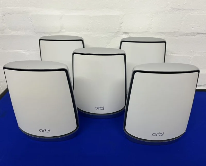 JPS Chartered Surveyors - IT Equipment Sale, Apple Mac's, iPhones & iPads, Computers & Laptops - Brands include: Dell, HP, Acer & More - Auction Image 2
