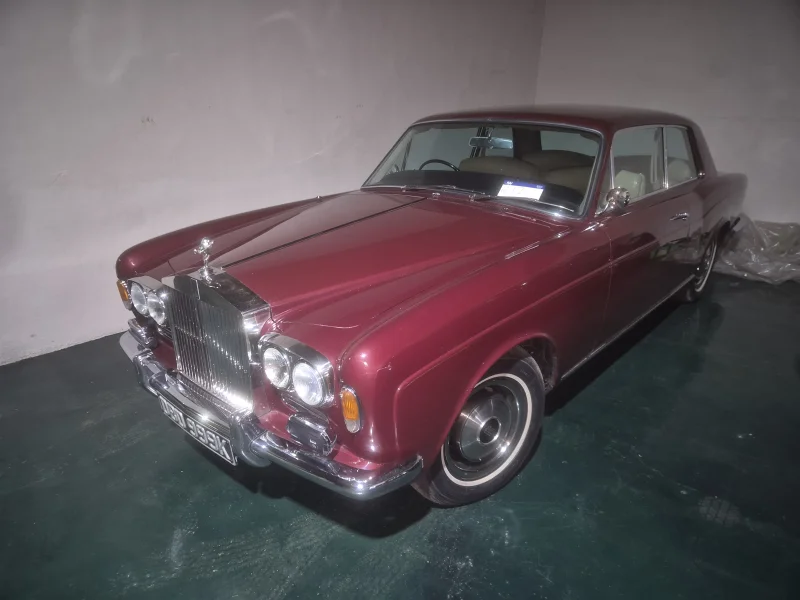Sanderson Weatherall LLP - Leeds - 9 Classic & Vintage Cars and Commercial Vehicles Cherished Number Plates 1972 Rolls Royce Corniche Coupe Previously Owned by James May - Auction Image 1