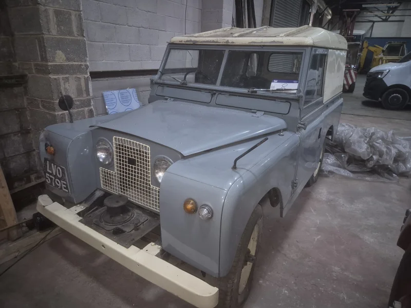 Sanderson Weatherall LLP - Leeds - 9 Classic & Vintage Cars and Commercial Vehicles Cherished Number Plates 1972 Rolls Royce Corniche Coupe Previously Owned by James May - Auction Image 4