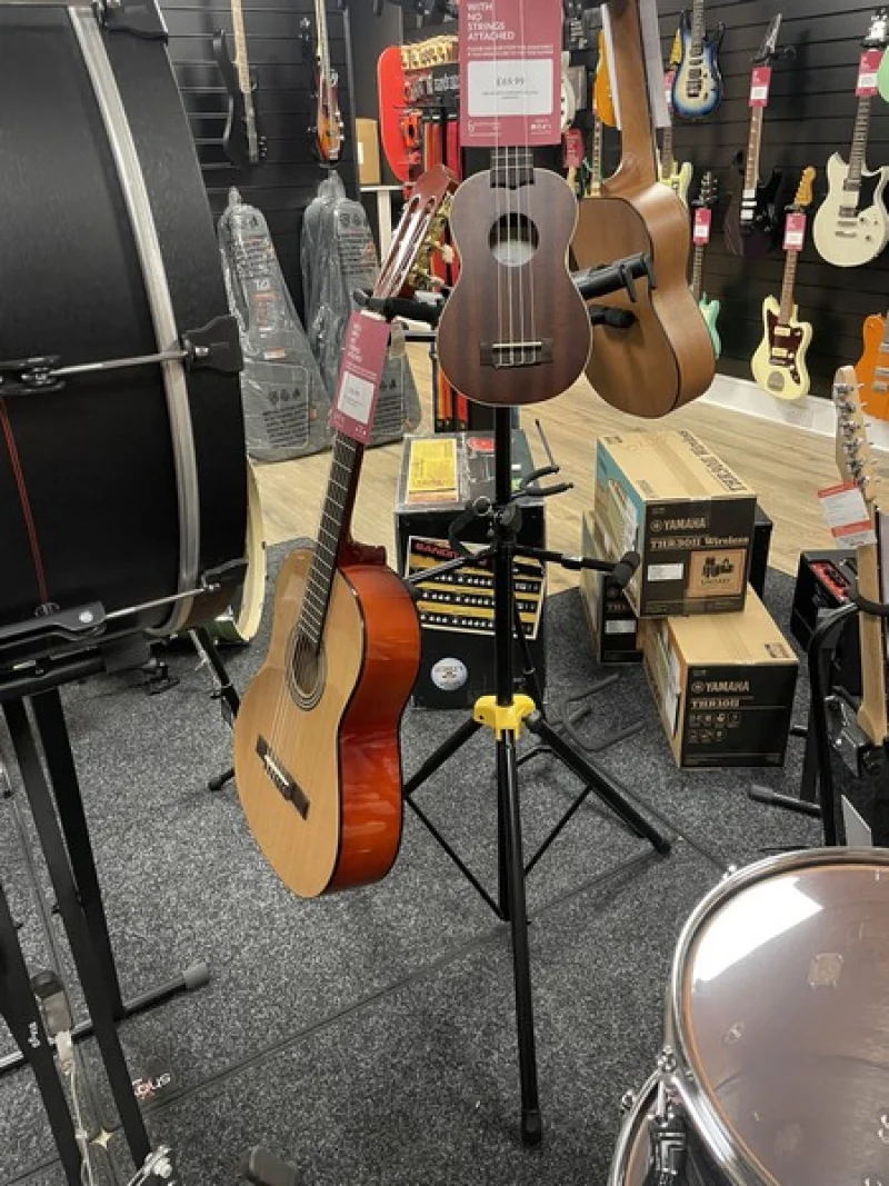 Middleton Barton Valuation - Large Inventory of Ex-Retail & As New Musical Instruments & Accessories Auction - Auction Image 11