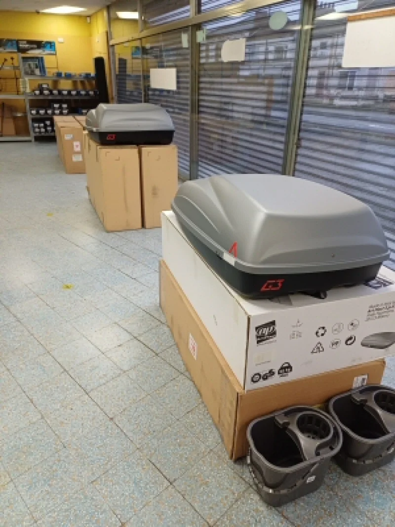Lithgow Sons & Partners - Automotive, Camping & Caravan Accessories, Hardware & DIY Stock Auction - Auction Image 3