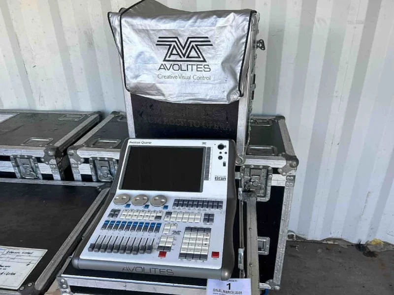 Sweeney Kincaid - Ex-Hire Professional Event Lighting Auction - Auction Image 2