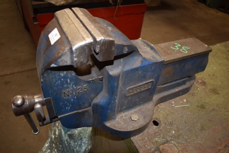 Gilbert Baitson - Goole Welding Ltd Online Auction - To include Fleet of Vehicles, CNC Machinery and much more - Auction Image 6