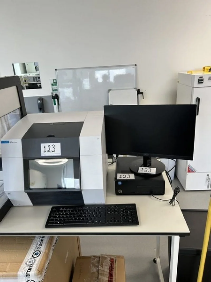Hilco Valuation Services - Laboratory Equipment Auction used in Biotech Research & Development - Auction Image 1