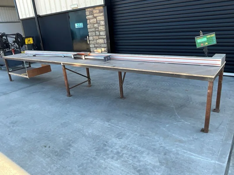 Mid Ulster Auctions Ltd - Manufacturing Auction to include Forklifts, Air Filtration Systems. Pillar Drills, Thicknesser Planer & Much More - Auction Image 3