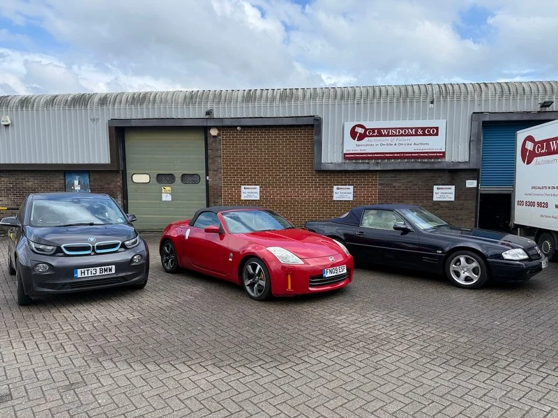 G J Wisdom & Co - Used Classic & Modern Cars Auction - Auction Image 9