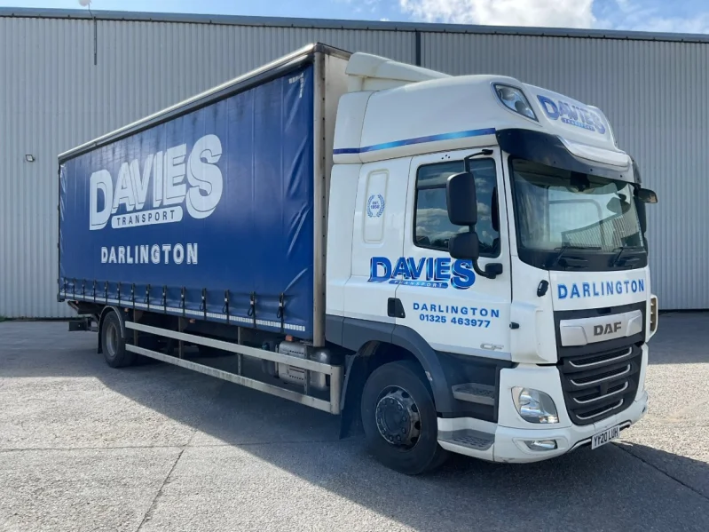 BPI Auctions - Ex-Demonstration DAF XG Tractor Units & Part Ex DAF CF Curtain-Sider Lorries & Scania R580 Tractor Unit direct from DAF Main Dealer available at Auction - Auction Image 4
