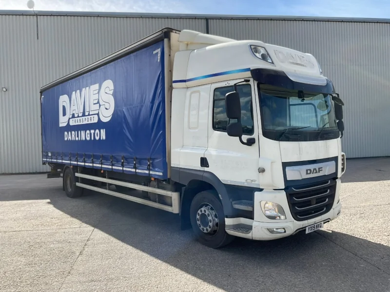 BPI Auctions - Ex-Demonstration DAF XG Tractor Units & Part Ex DAF CF Curtain-Sider Lorries & Scania R580 Tractor Unit direct from DAF Main Dealer available at Auction - Auction Image 5