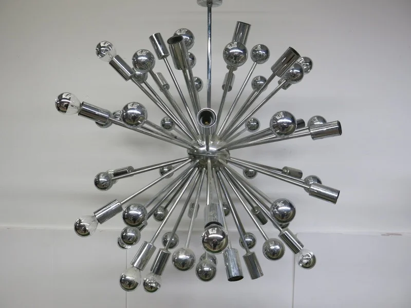G J Wisdom & Co - Contents of Jewellers, Collection of Luxury Furniture, Artwork & Sports Memorabilia at Auction - Auction Image 13