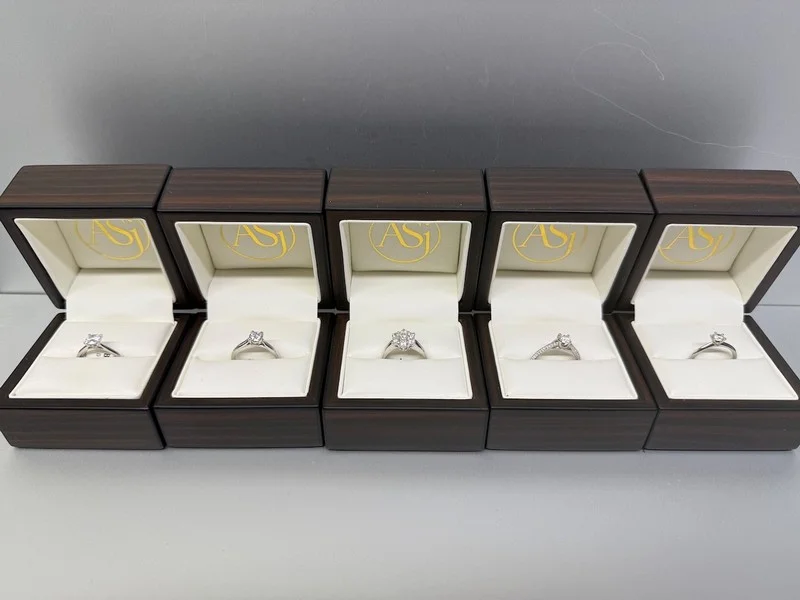G J Wisdom & Co - Contents of Jewellers, Collection of Luxury Furniture, Artwork & Sports Memorabilia at Auction - Auction Image 3