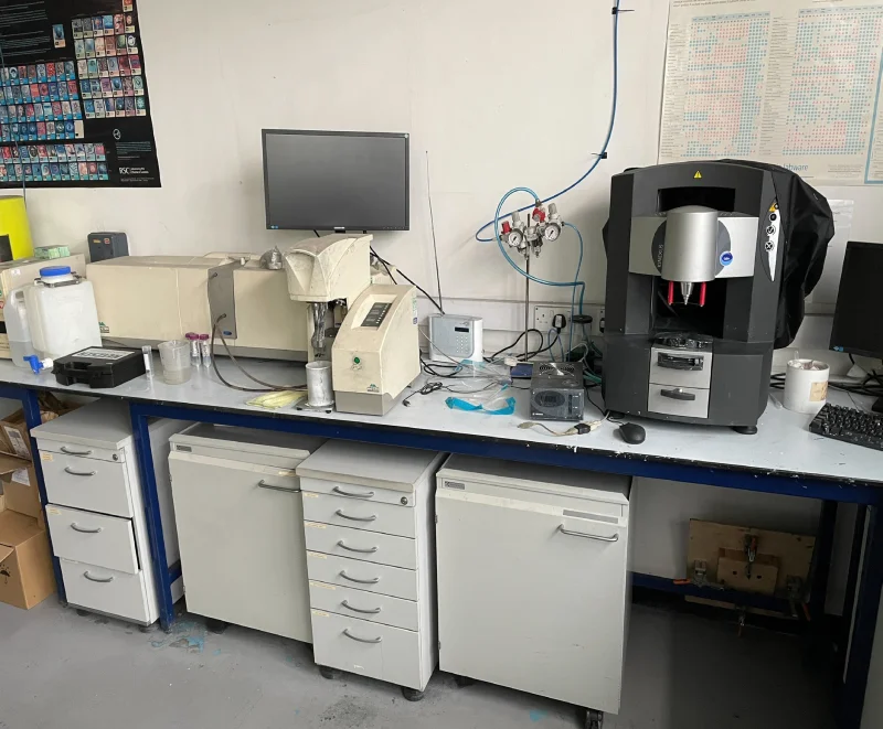 Peaker Pattinson (Auctioneers) Ltd - Laboratory and Test Equipment Auction - Auction Image 1