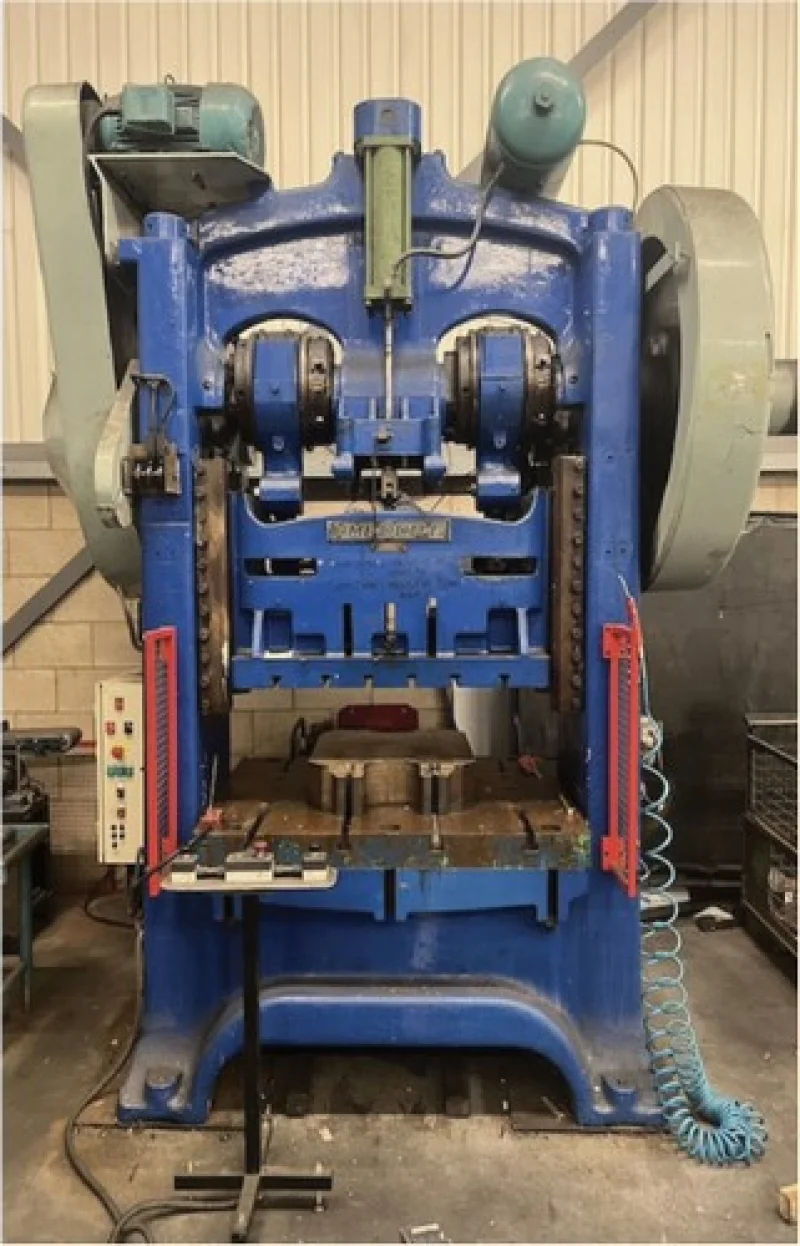 Peaker Pattinson (Auctioneers) Ltd - Engineering Equipment Auction - Auction Image 4