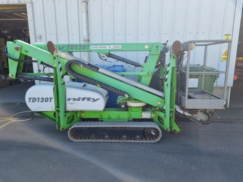 Eddisons - Plant and Commercial Vehicle Auction - Auction Image 4