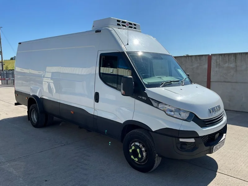 Mid Ulster Auctions Ltd - Vans, Cars & HGVs – Ford, Volkswagen, Iveco & More at Auction - Auction Image 3