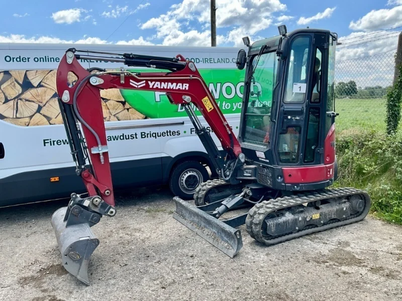 Mid Ulster Auctions Ltd - Stock Clearance Auction – Mini Diggers, Dumpers, Loaders, Trailers, Vans & More - Auction Image 2