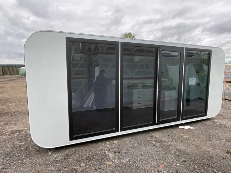 BPI Auctions - Steel Frame 19ft x 20ft Mobile Buildings, 20ft Prefab Tiny Cube, Container Swimming Pool, Sauna Rooms & 10ft Container Vending Units at Auction - Auction Image 2