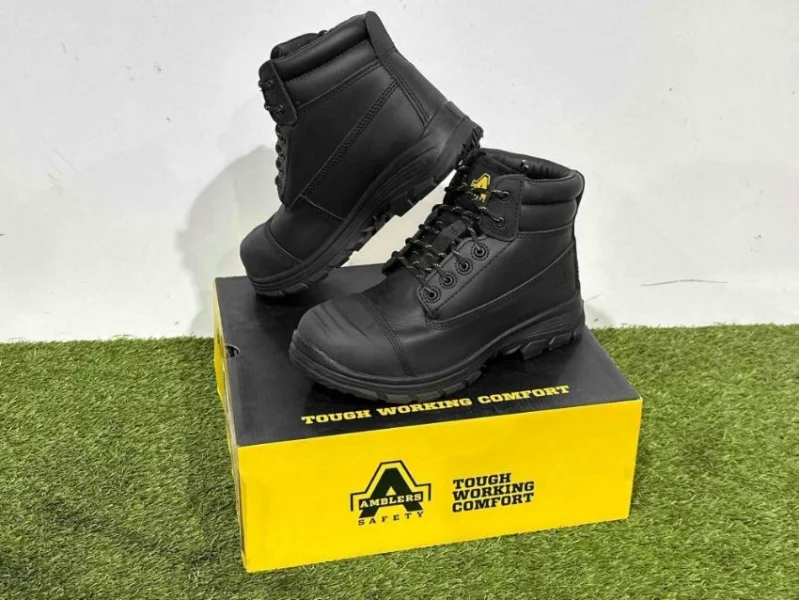 Gavel Auctioneers Ltd - PPE and Hi-Visibility Clothing Auction - Auction Image 1