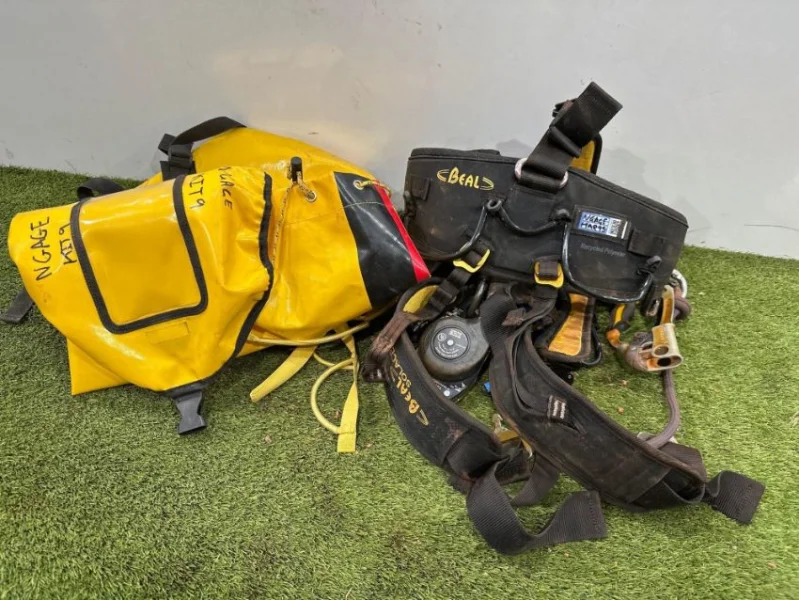 Gavel Auctioneers Ltd - Safety Harness Kits, Fieldwork & Safety Equipment Auction - Auction Image 2