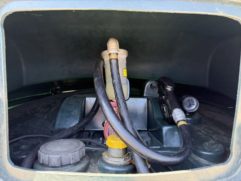 Gavel Auctioneers Ltd - Deso V2350DD 2350L Bunded Diesel Dispensing Tank Containing Approx 970L White Diesel at Auction - Auction Image 1