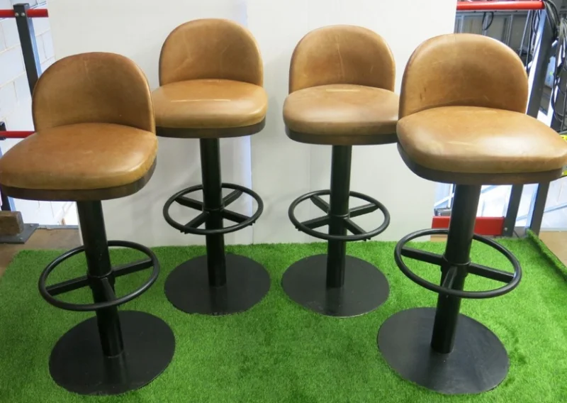 G J Wisdom & Co - Catering, Salon, Beauty, I.T, Food & Drink Stock, Furniture & More at Auction - Auction Image 8