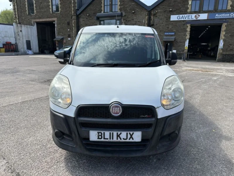Gavel Auctioneers Ltd - 2011 Fiat Doble 16V Multijet Van at Auction - Auction Image 3