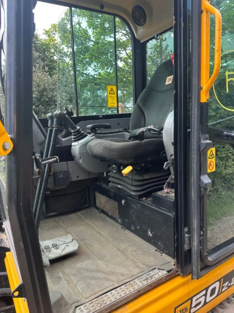 Gavel Auctioneers Ltd - Salvage JCB50Z - 2 Cabbed Excavator at Auction - Auction Image 4