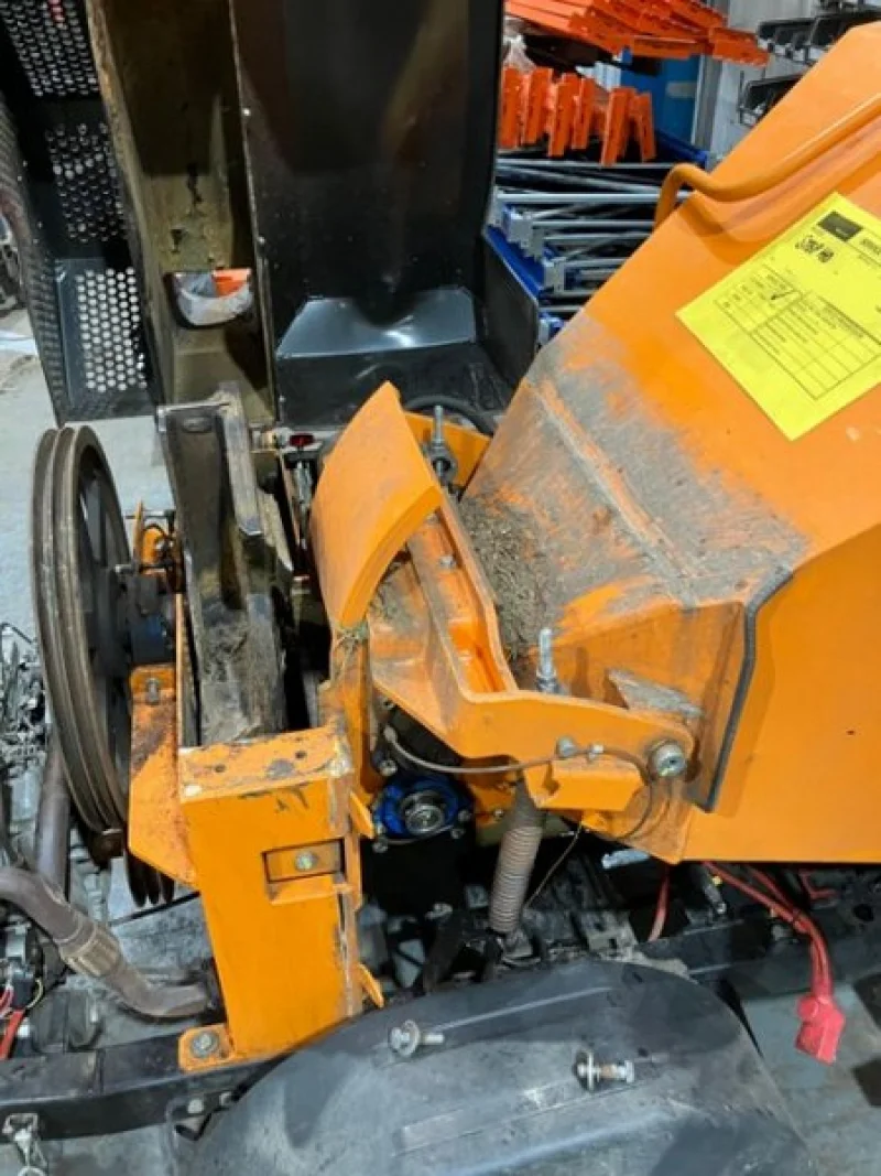 Gavel Auctioneers Ltd - Salvage 2023 Forst ST6P Wheeled Woodchipper Auction - Auction Image 3