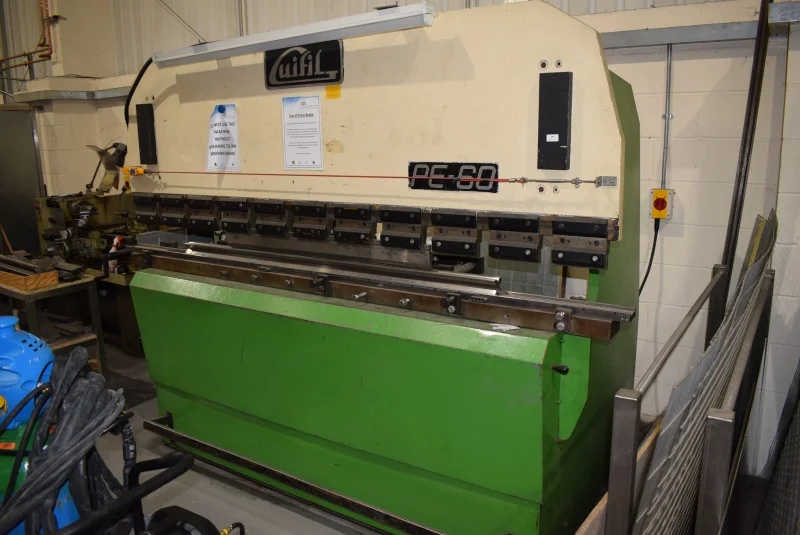 Gilbert Baitson - Fabrication Equipment, Vehicles & Engineering Assets - Auction Image 4