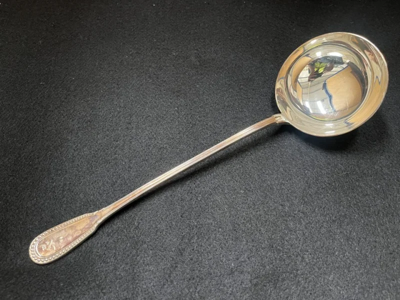 Eddisons - Luxury Silverware, Tableware and Artwork Recovered from a Super Yacht - Auction Image 3