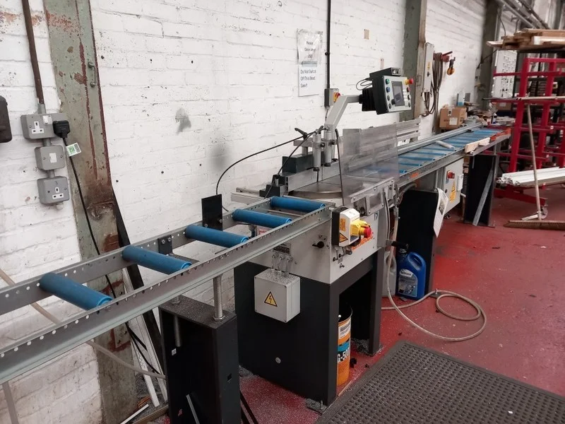 Eddisons - Range of Good Quality Sheet Metal & Glazing Fabrication Machinery at Auction - Auction Image 6