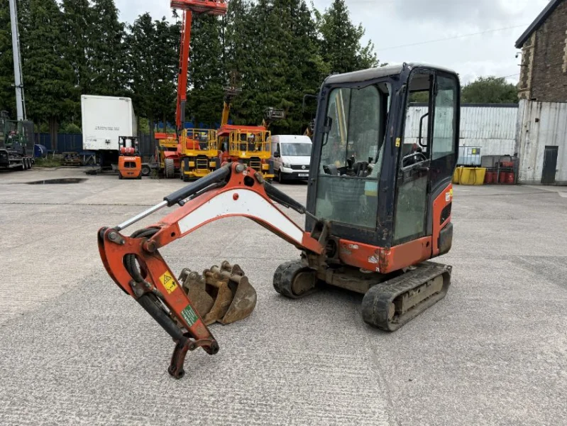 Gavel Auctioneers Ltd - Salvage 2021 Kubota KX016 - 4 Cabbed Excavator Auction - Auction Image 4