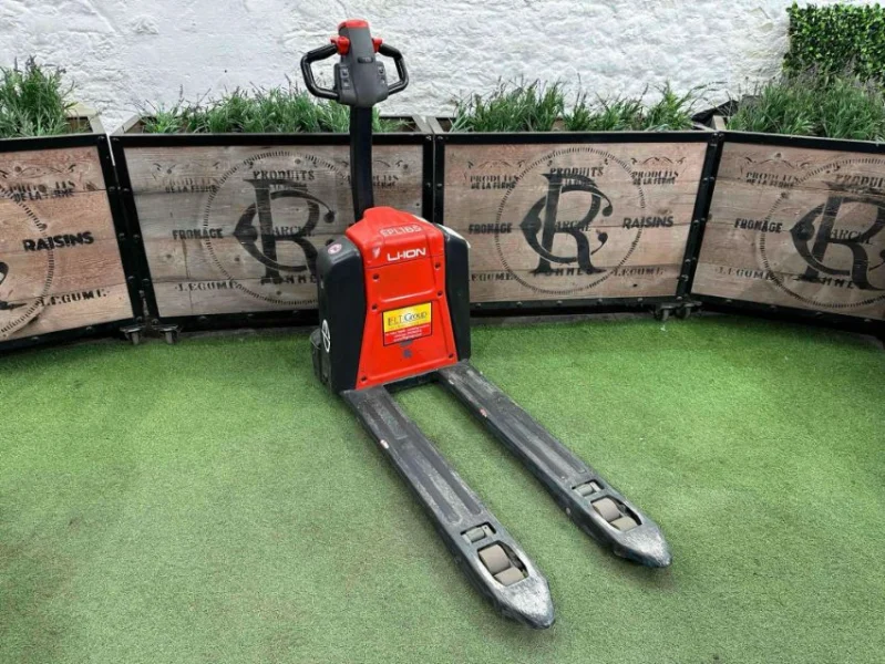 Gavel Auctioneers Ltd - The Assets of a Telecommunications Installation Contractor Auction - Auction Image 6