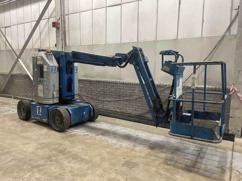 Sweeney Kincaid - Large Distribution Centres Racking & Equipment at Auction - Auction Image 8