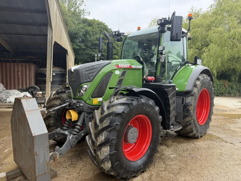 Kivells - Premier Machinery Dispersal Auction of a Significant Portion of Farm Machinery - Auction Image 2