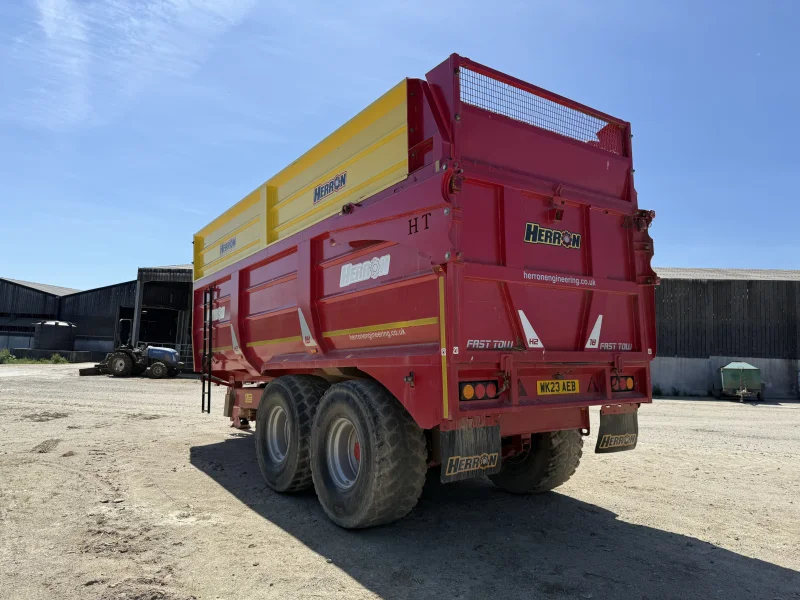 Kivells - Premier Machinery Dispersal Auction of a Significant Portion of Farm Machinery - Auction Image 5
