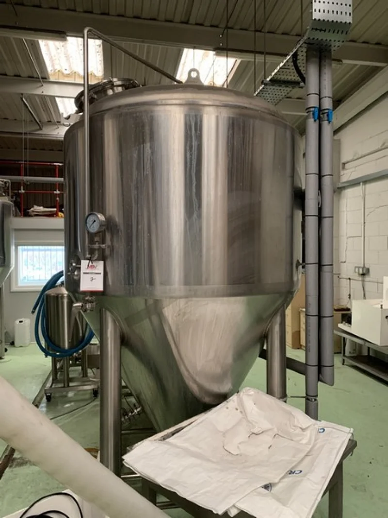Middleton Barton Valuation - Beer Brewing Line & Plant to include Steam Generator, Mash Tuns, Fermentation Tanks and Associated Equipment - Auction Image 3