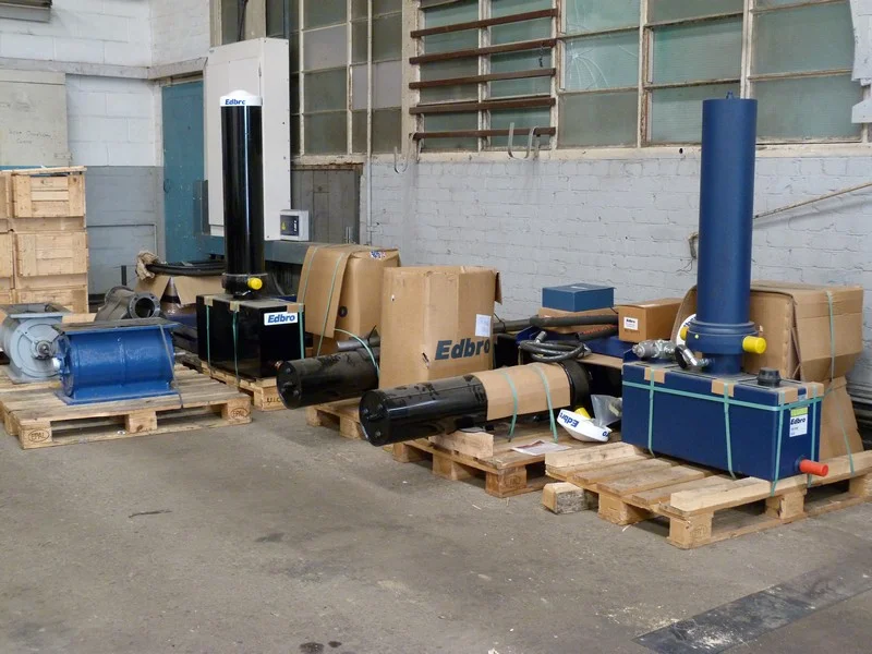 Landwood Group - 800 Lots of Commercial Coach Builders Equipment & Stocks at Auction - Auction Image 4