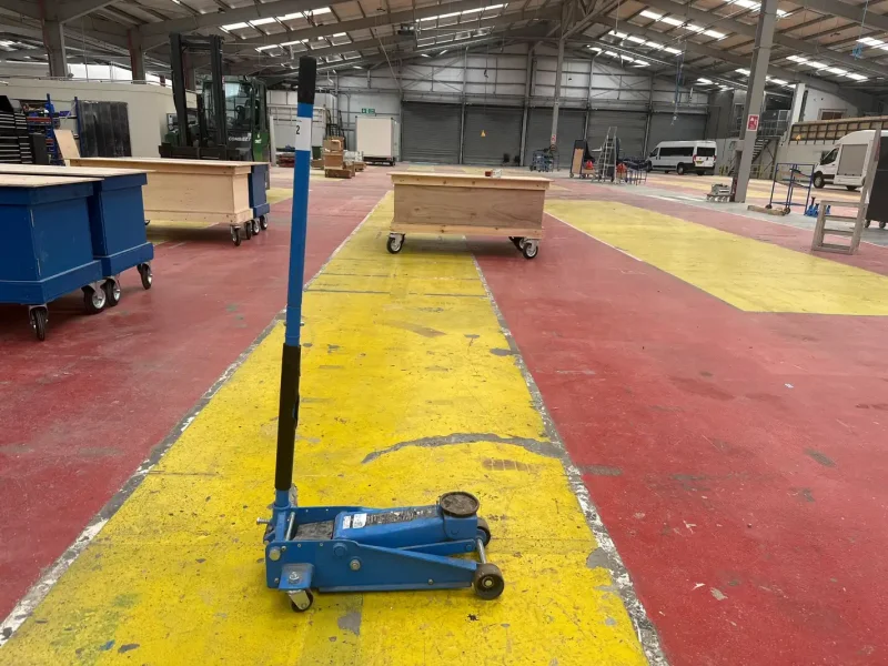 Wilsons Auctions - Jans ETRUX Ltd Auction - Auction Image 2