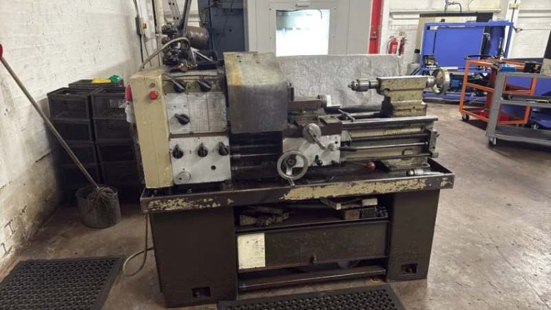 Kumar & Company - Snap on Roll Cab & Top Box Set, Snap on Zeus Plus Diagnostic System with Tablet & Touchscreen, Double Gas Air Con & Large Range of Garage Tools Auction - Auction Image 1