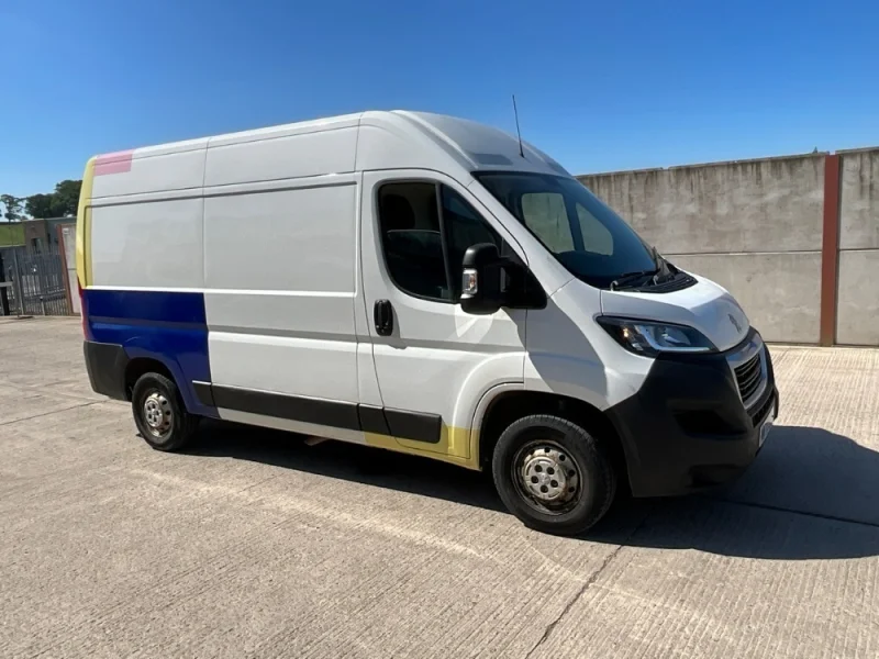 Mid Ulster Auctions Ltd - Vehicle Auction to include: Vans, Cars & HGV's from Citroen, Peugeot, Volkswagen, Mercedes, Renault & More - Auction Image 2